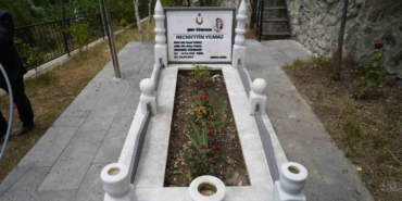 sehit-ogretmen-necmettin-yilmaz-sehadetinin-9-yilinda-kabri-basinda-anildi-dizK3rTG.jpg