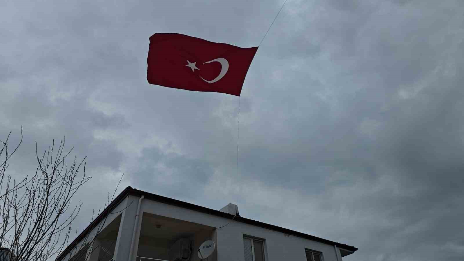 sehit olan askerin aci haberi ailesine ulasti 5