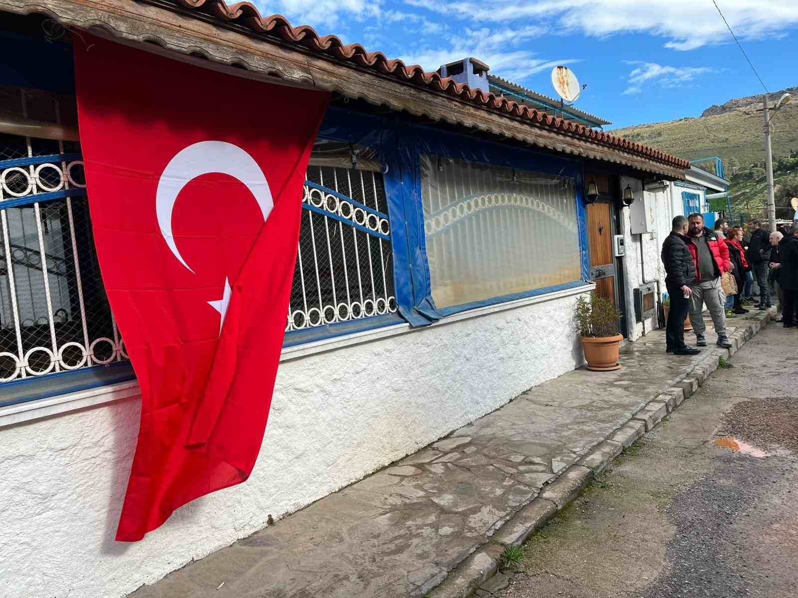 sehit pilot binbasi ibrahim bolat izmirde son yolculuguna ugurlandi 5 IEdjdAbF