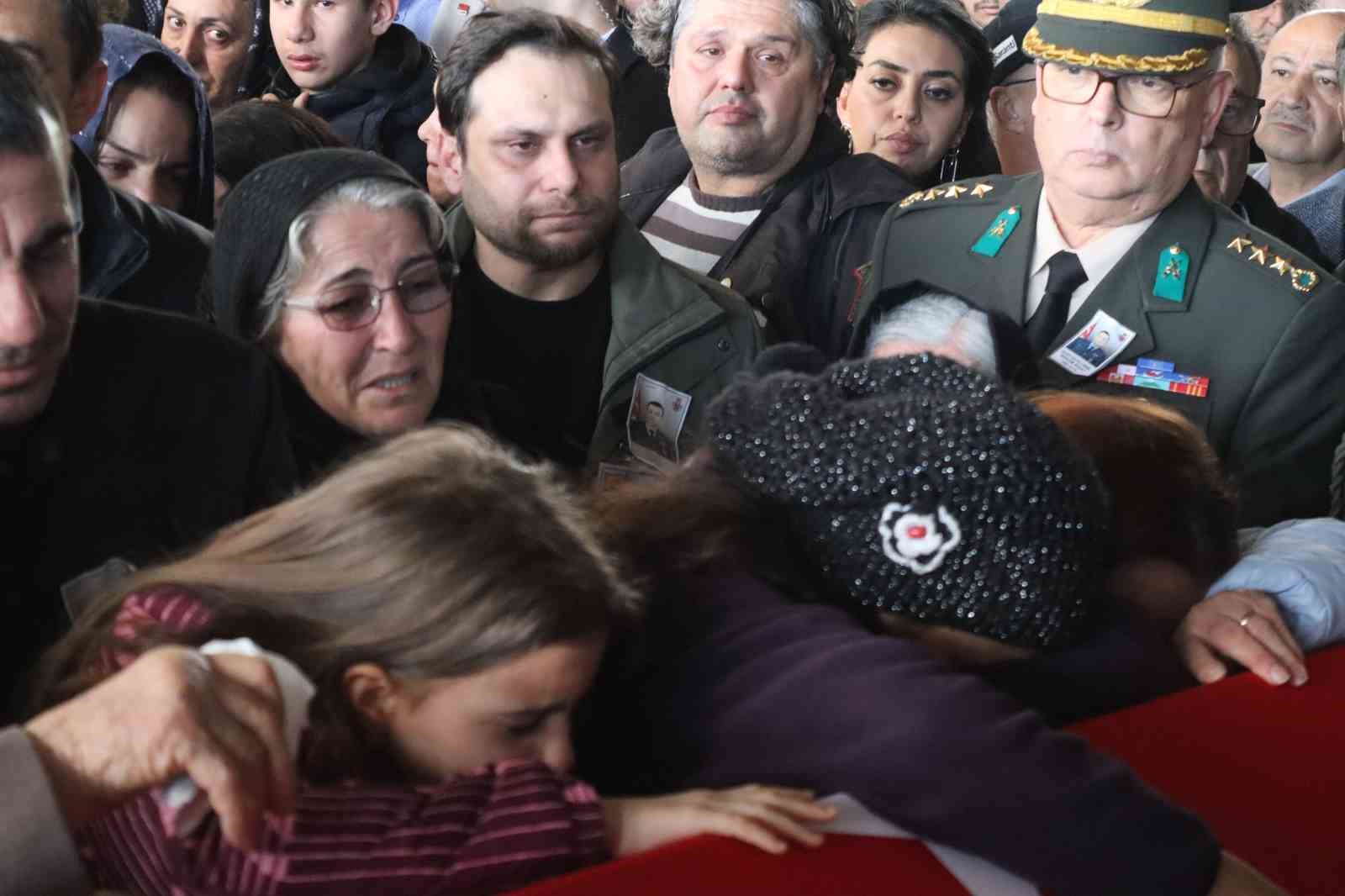 sehit pilot binbasi ibrahim bolat izmirde son yolculuguna ugurlandi 8 cDgpP2s6