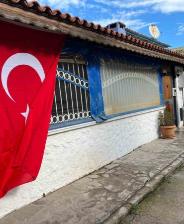 sehit-pilotun-izmirdeki-evinde-yas-2WAcxEsR.jpg