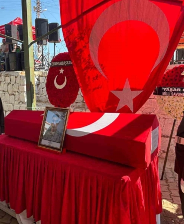 sehit-piyade-er-eyup-guner-son-seyahatine-ugurlandi-G5bpufbd.jpg