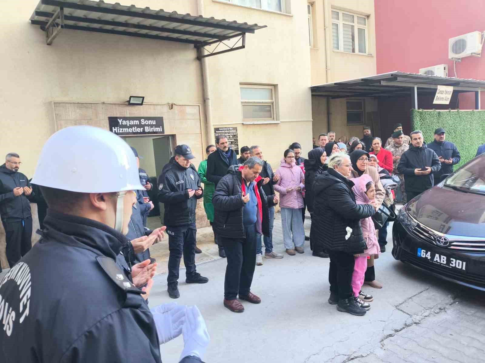 sehit polis memuru aydindan memleketine ugurlandi 3 ZuVDAhXz