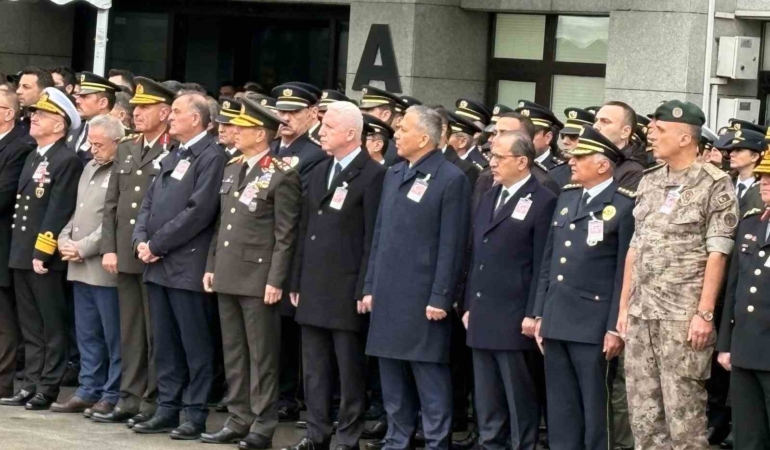 sehit-polis-memuru-emre-albayrak-icin-istanbul-il-emniyet-mudurlugunde-toren-duzenlendi-JUEh5qRR.jpg