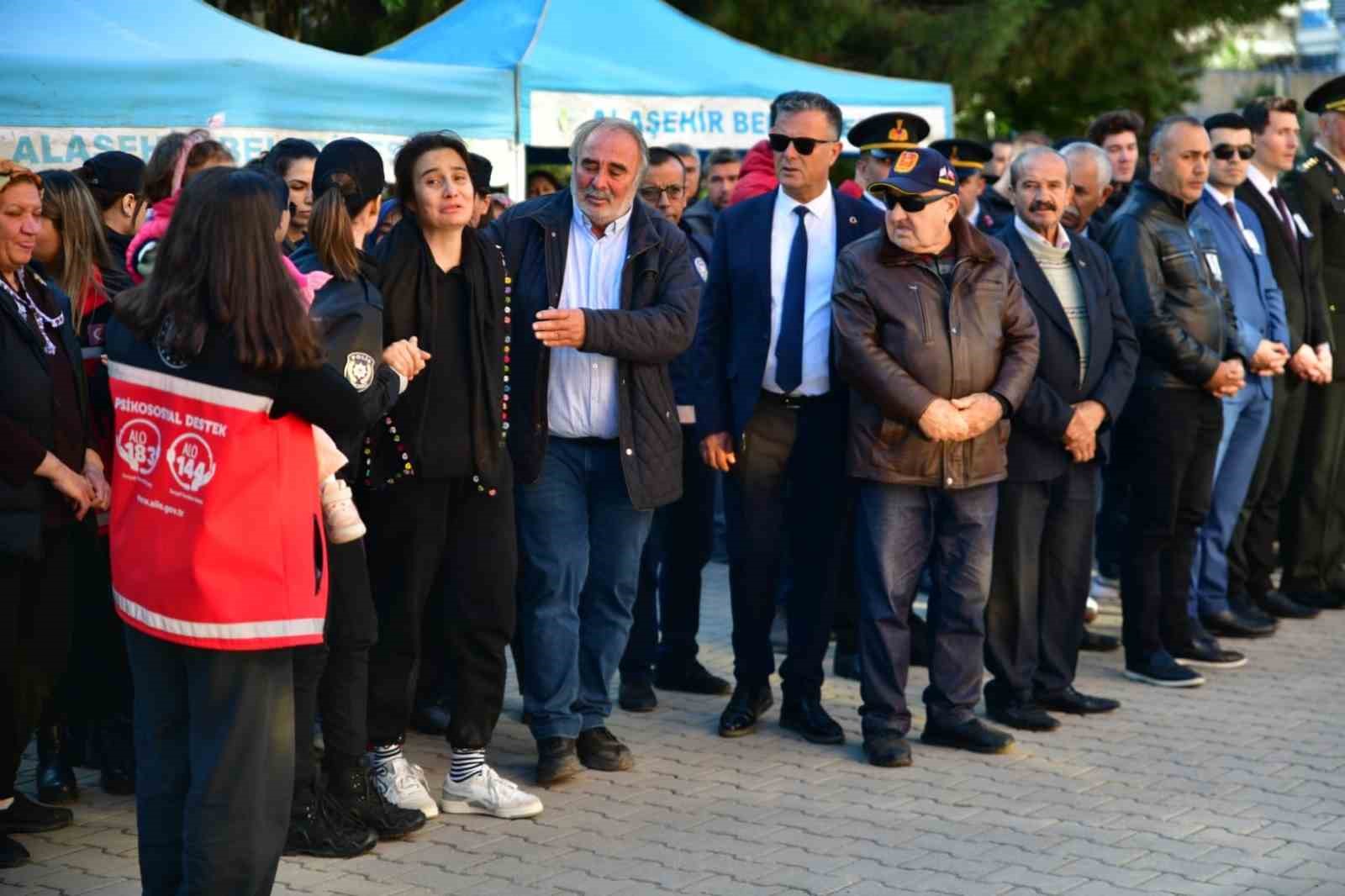 sehit polis memuru gorev yaptigi ilceden ugurlandi 6 VPYup619