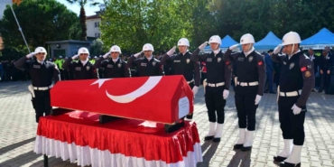 sehit-polis-memuru-gorev-yaptigi-ilceden-ugurlandi-bwrAIiaC.jpg