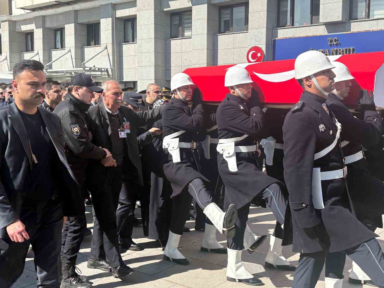 sehit polis memuru seckin yalcin icin emniyette toren duzenlendi 4 fX4zPG8W
