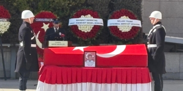 sehit-polis-memuru-seckin-yalcin-icin-emniyette-toren-duzenlendi-5XlF63TR.jpg