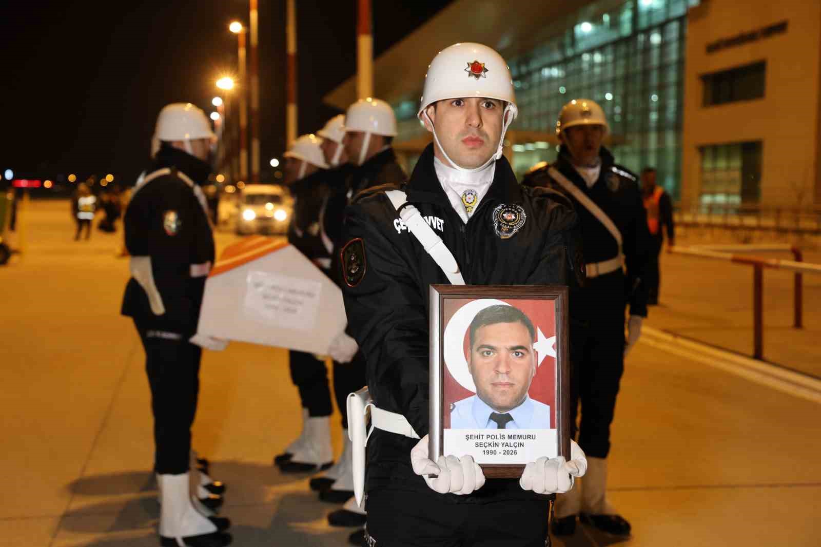 sehit polis memuru seckin yalcin memleketi elazigda torenle karsilandi 5 TckXAJsi