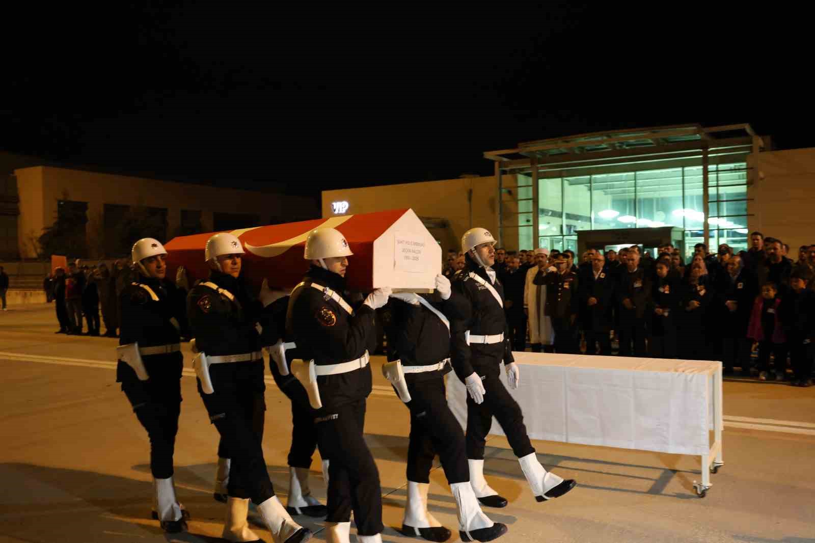 sehit polis memuru seckin yalcin memleketi elazigda torenle karsilandi 7 zt6nkCpa
