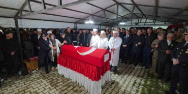 sehit-polis-memuru-tekbirlerle-topraga-verildi-xXJp9la4.jpg