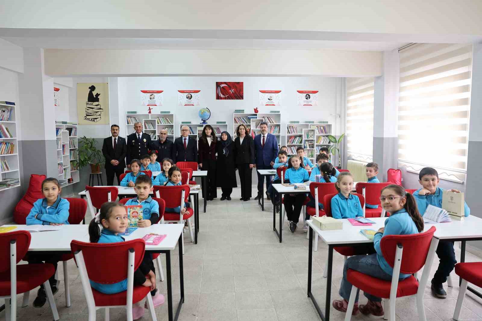 sehit polis seyda yilmazin adi kutuphanede yasatilacak 5 EhNwZ5Uk