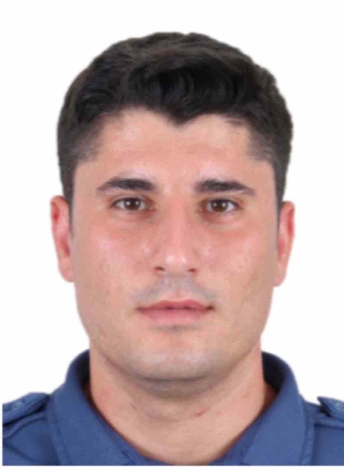Şehit polise eşinden yürekleri dağlayan veda 11 sehit polise esinden yurekleri daglayan veda 7 MXvGhVWy