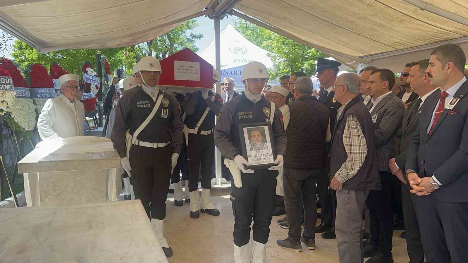sehit polisin cenazesinde gozyaslari sel oldu 5 z92k2TFX
