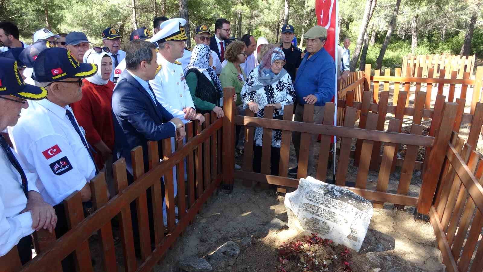 sehit tabip binbasi mehmet ismail bey kabri basinda dualarla anildi 1 Dkjm9Pit
