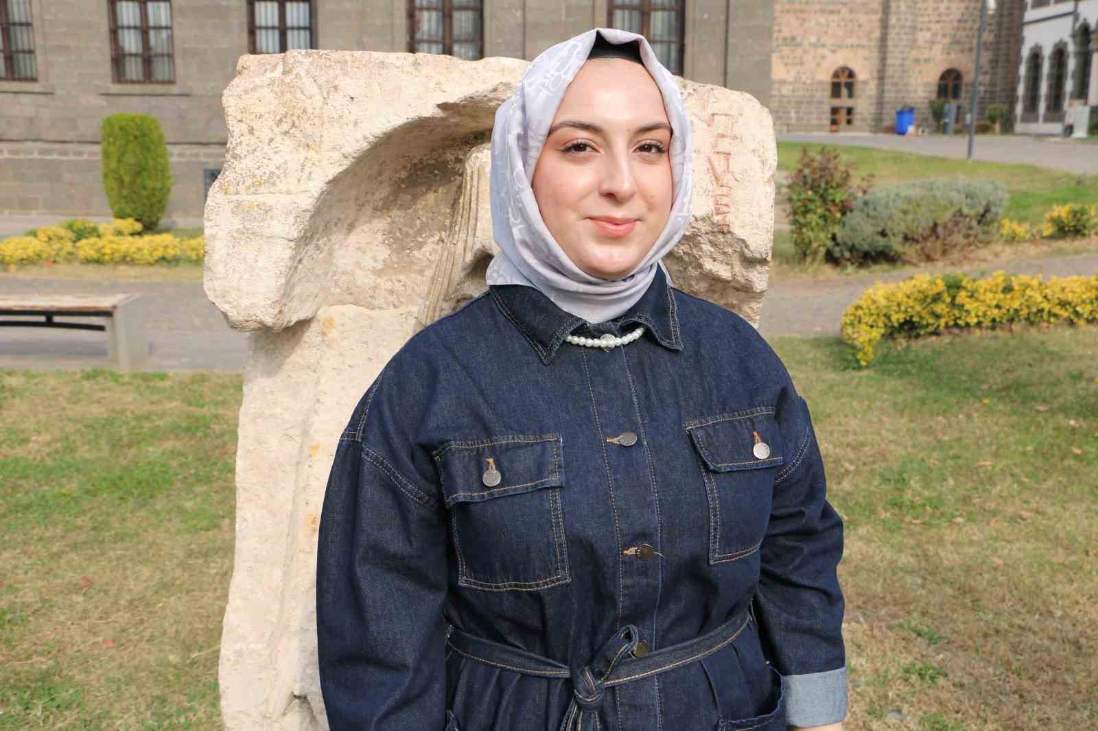 sehit ve gazi kizlari diyarbakirin tarihi mekanlarini geziyor 4 nUpuRNGq