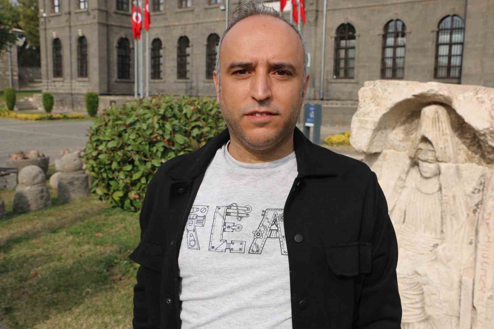 sehit ve gazi kizlari diyarbakirin tarihi mekanlarini geziyor 5 cmb8XYVY