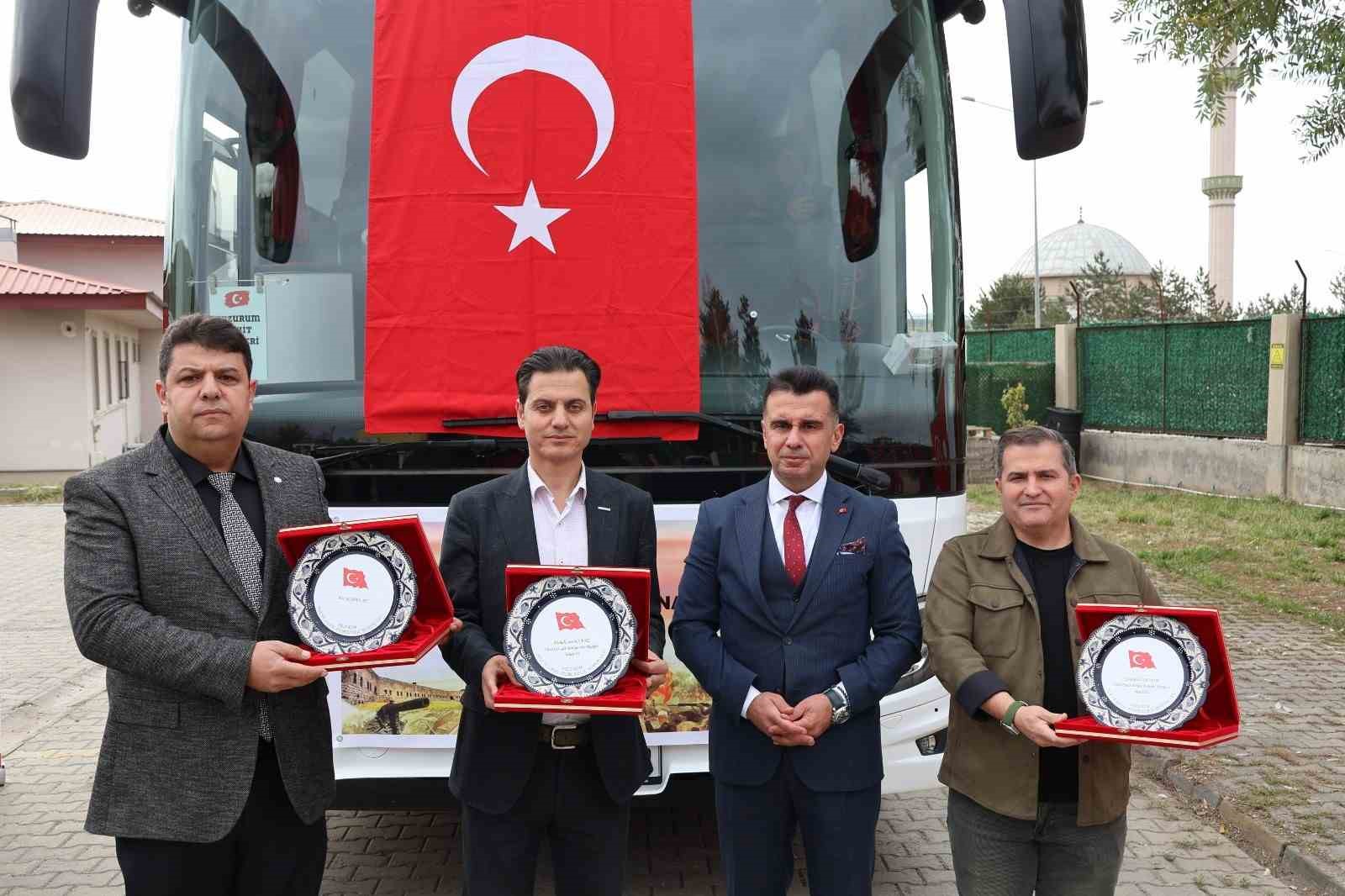 sehit yakinlari kahramanlarin izinde anadolu yolculuguna ugurlandi 4 vZDi4Bli