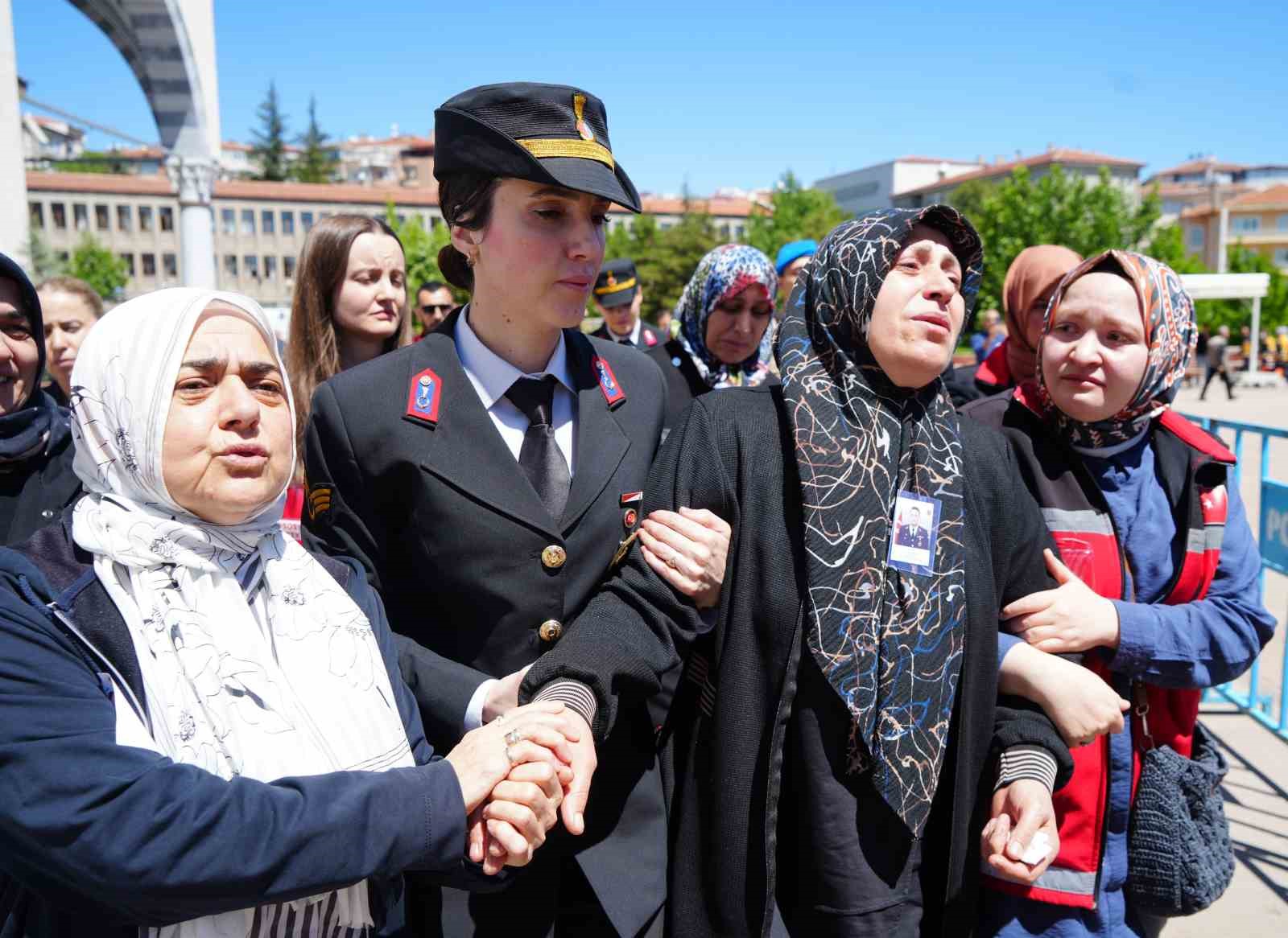 sehit yusuf ergunun naasi kirikkaleye getirildi 1