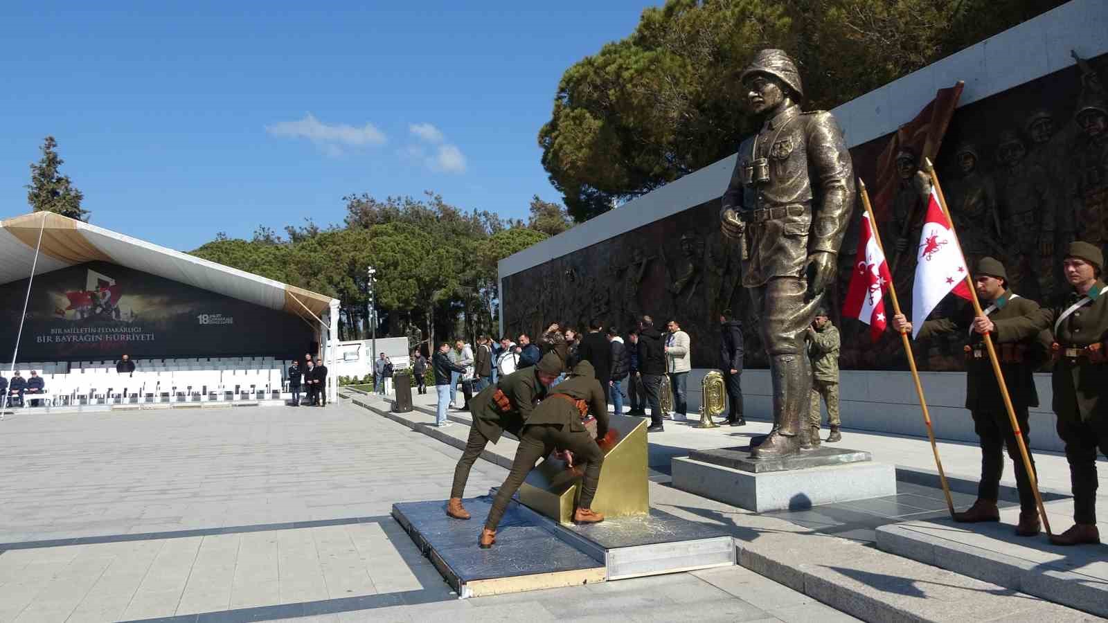 sehitler abidesinde 18 mart toren hazirliklari devam ediyor 10 BRy18T2i