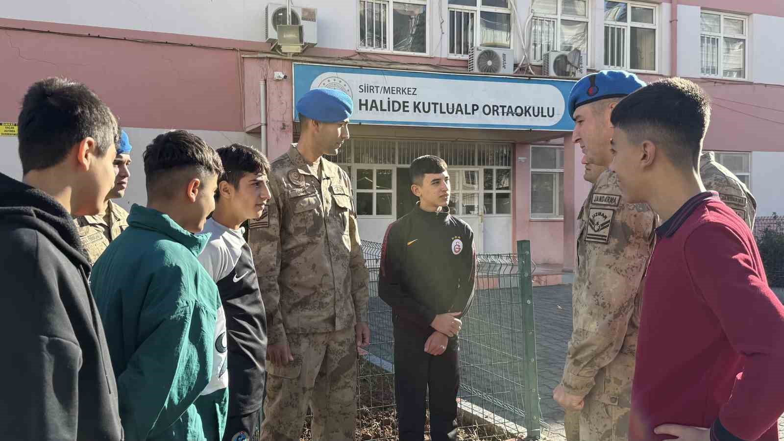 sehitler cesmesi siirt jandarma komando ozel harekat tabur komutanliginin onarmasiyla yeniden akti 7 l4S3dwNV