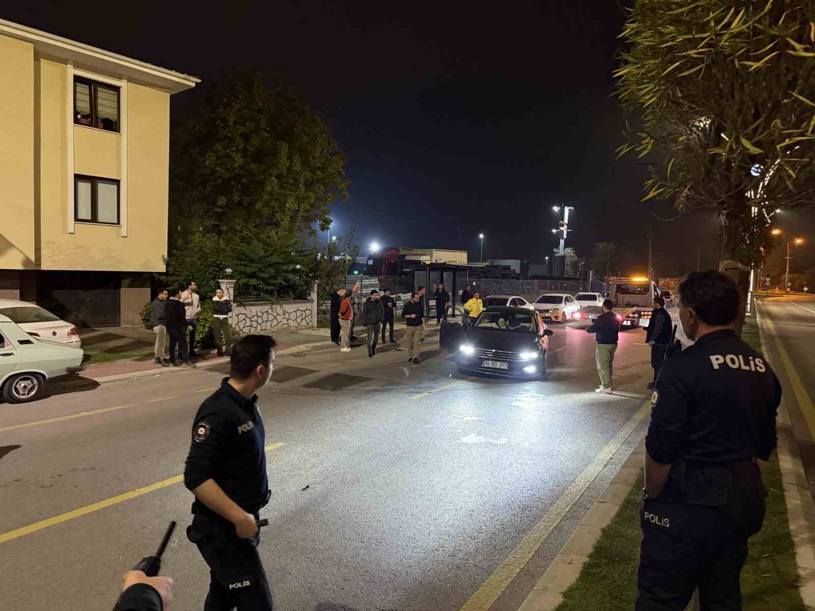 Şehri birbirine katan araçtan 25 bin 750 adet sentetik ecza ilacı çıktı 11 sehri birbirine katan aractan 25 bin 750 adet sentetik ecza ilaci cikti 7 g67Hvzuc
