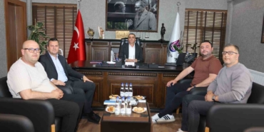 sehzadeler-belediyesinden-personeline-bayram-mujdesi-eZVdnLCm.jpg