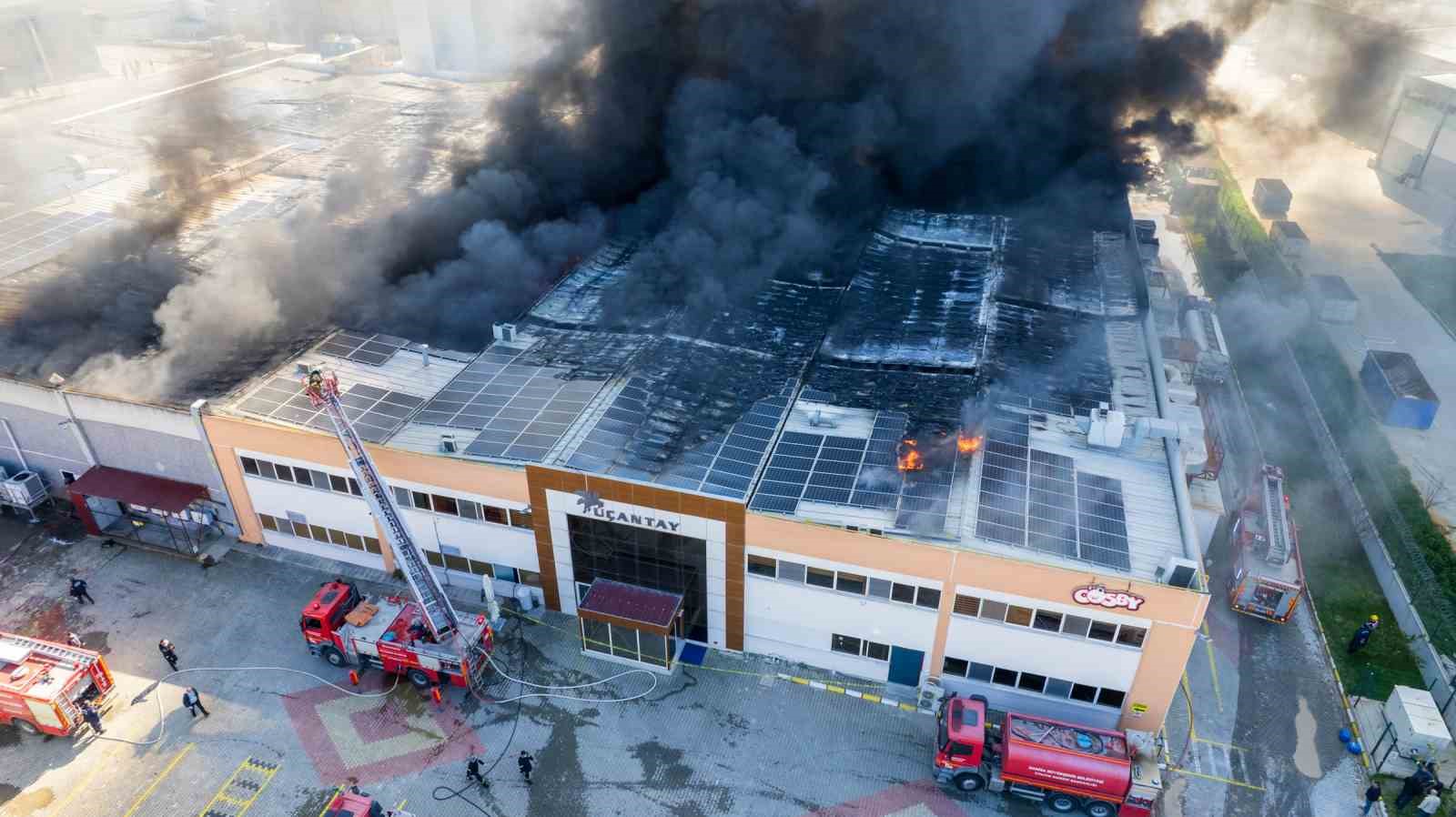 sekerleme fabrikasindaki yangin dronla goruntulendi 2 fdT2eVWw