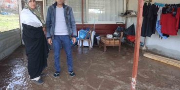 sel-sularinin-bastigi-evi-zarar-goren-kadin-afet-esnasinda-yaralandi-E23jpzN6.jpg