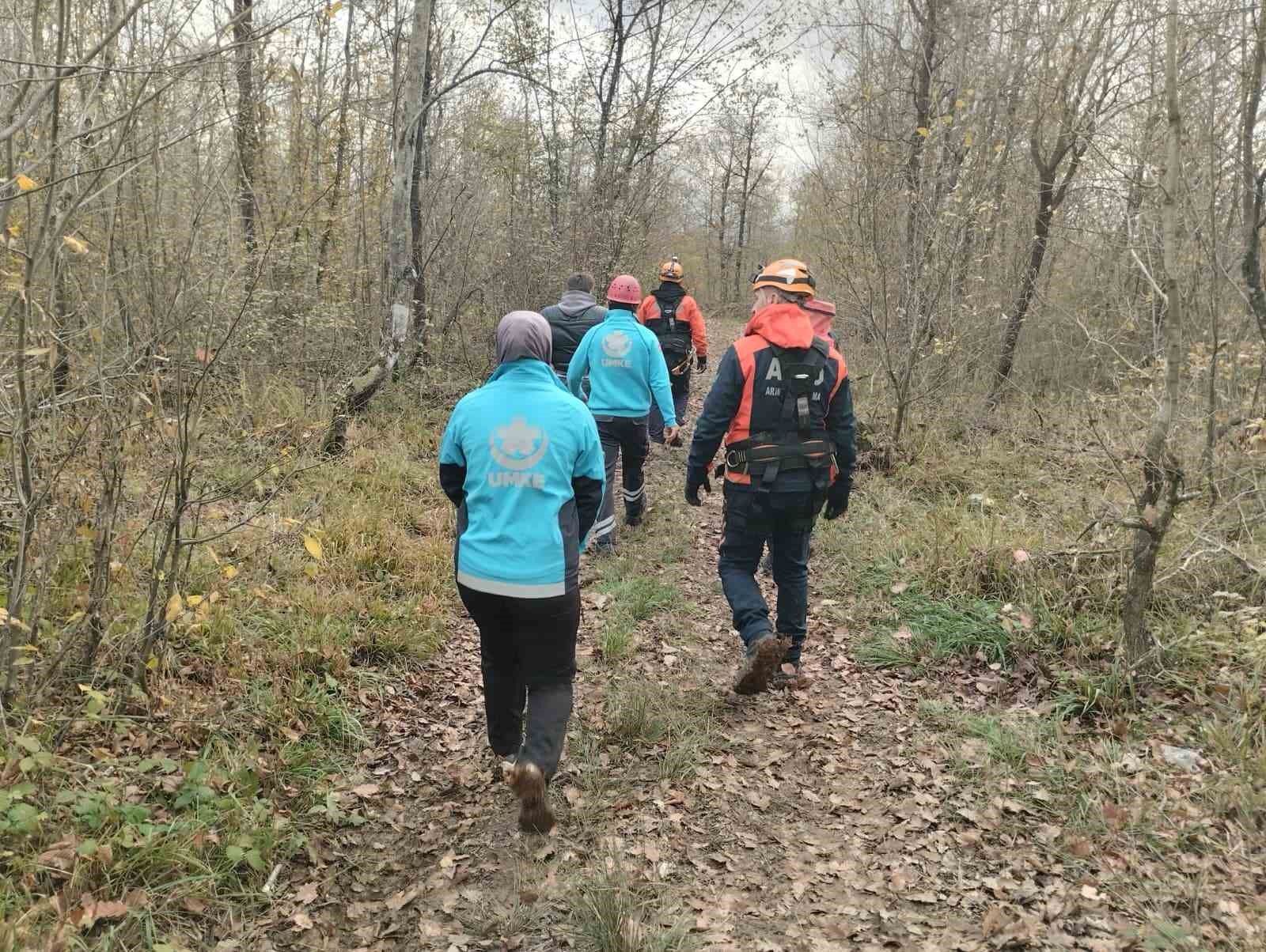 selaleleri gezmeye giden muhtar 30 metre yukseklikten duserek yaralandi 1 PF4wvEiE