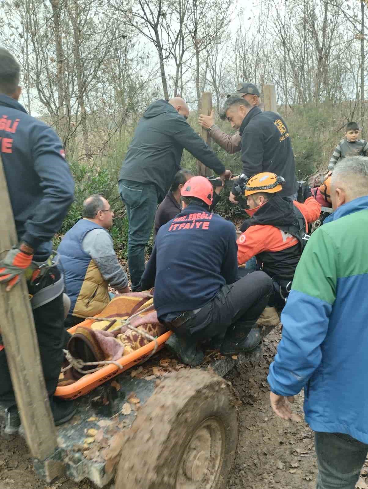 selaleleri gezmeye giden muhtar 30 metre yukseklikten duserek yaralandi 4 qqZWd49L