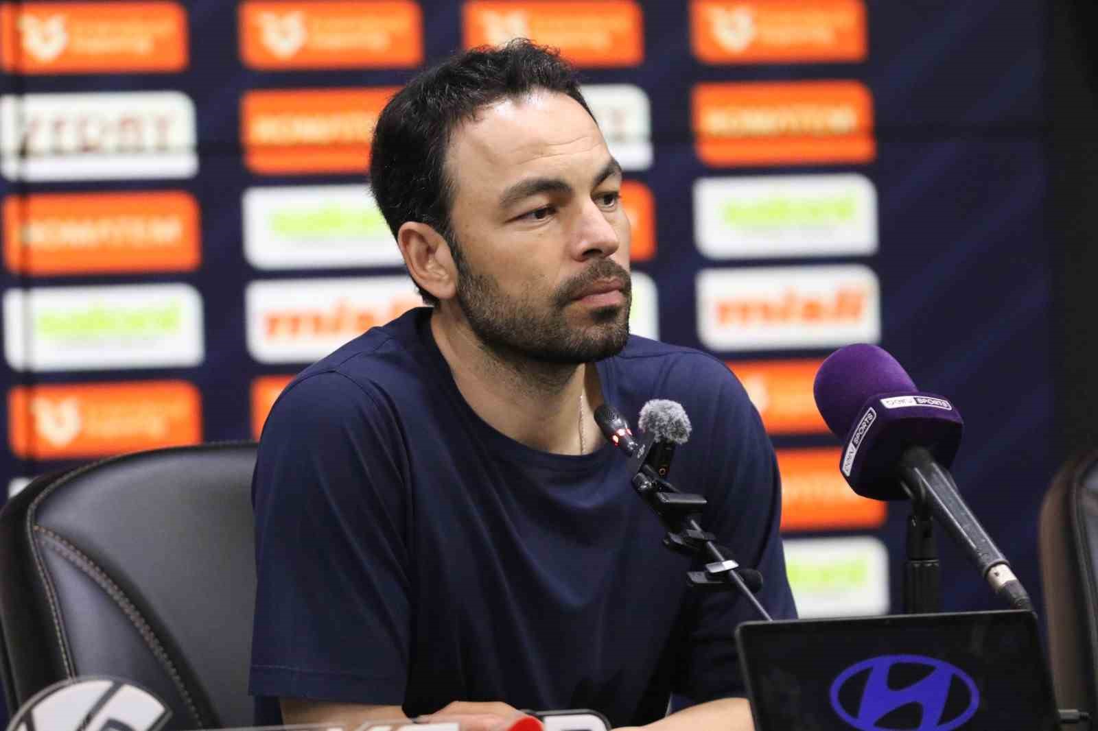 selcuk inan bu sene takim ruhuyla ligde kaldik 0 9Ld2AAPz