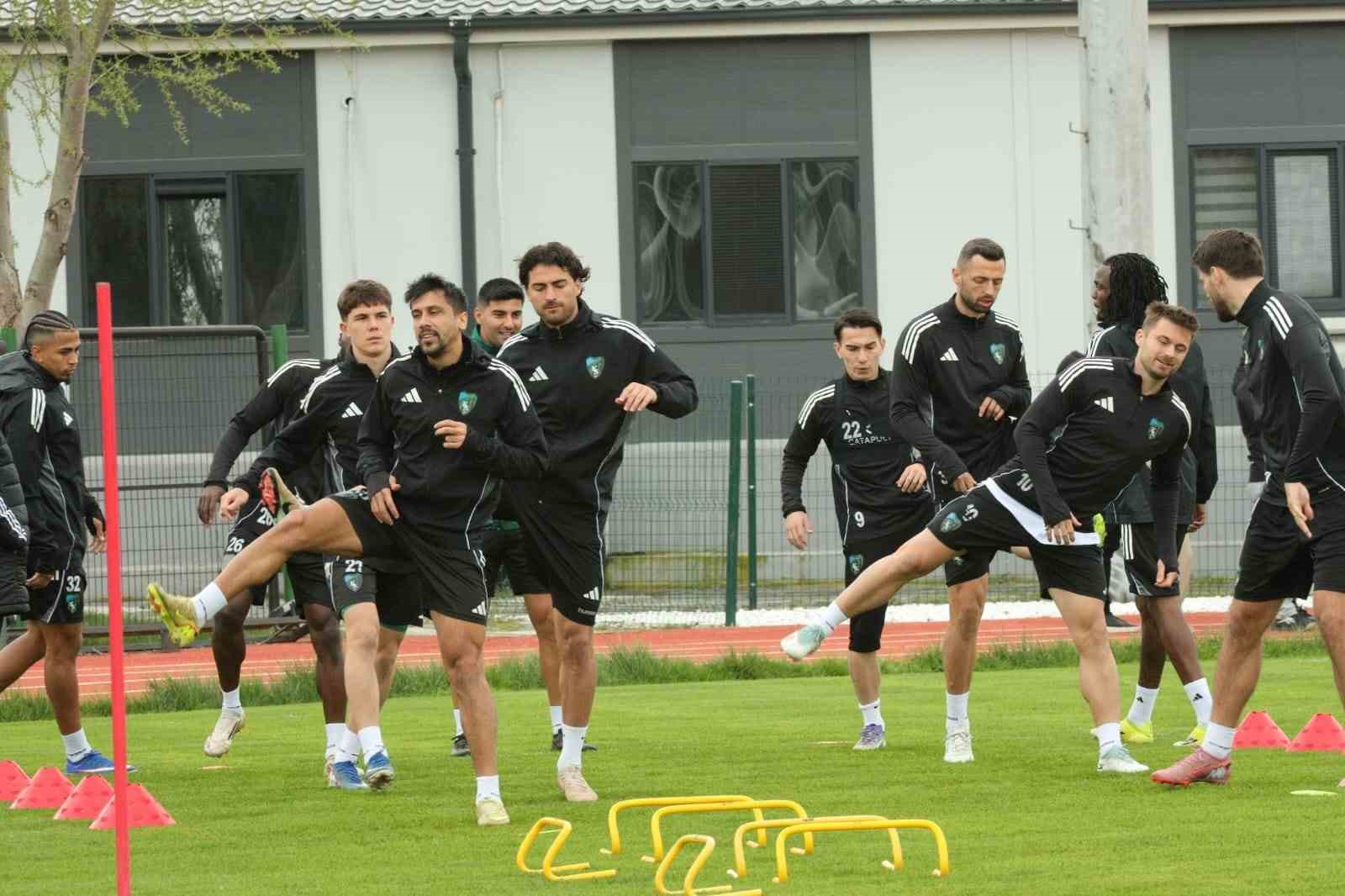 selcuk inan galatasaray ligin en iyi takimi 4 eaLpiiVu