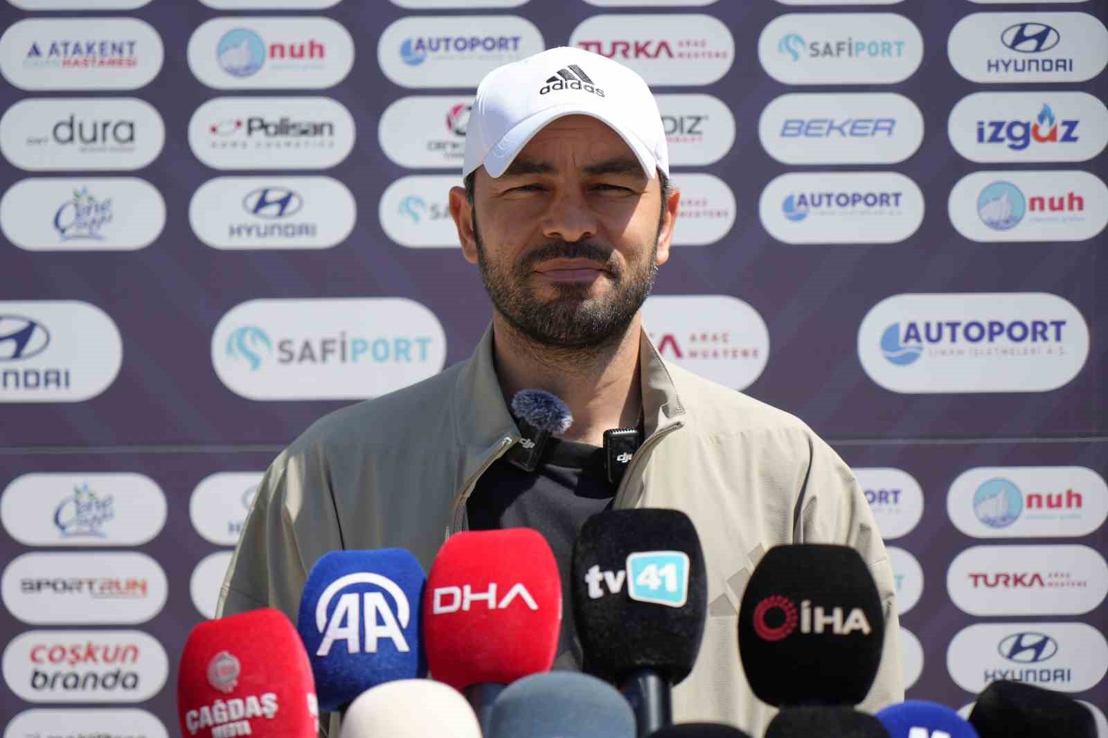 Selçuk İnan: "Kalan maçlarımızı kazanırsak ligi 8. ya da 7. bitirme ihtimalimiz var" 4 selcuk inan kalan maclarimizi kazanirsak ligi 8 ya da 7 bitirme ihtimalimiz var 0 qRCIFwHm