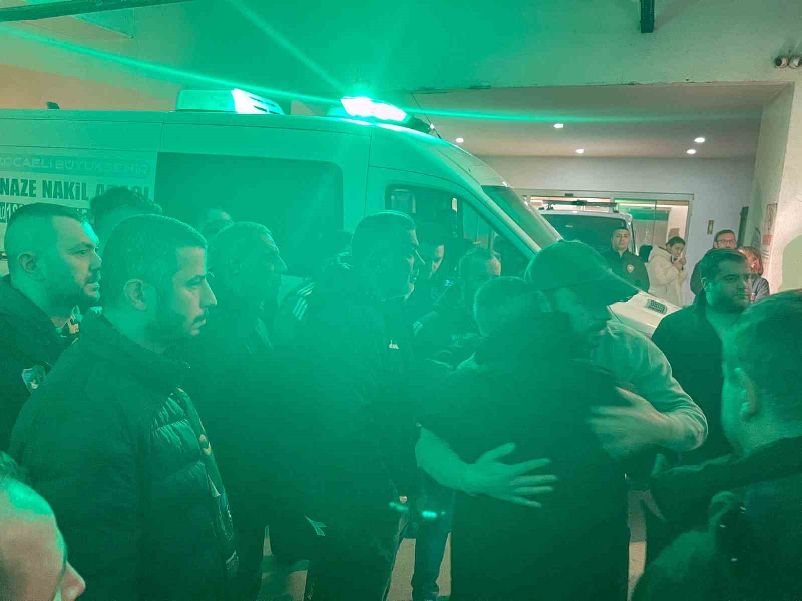 selcuk inan ve baskan recep durul hastaneye kostu 4 WiV7JJ1J