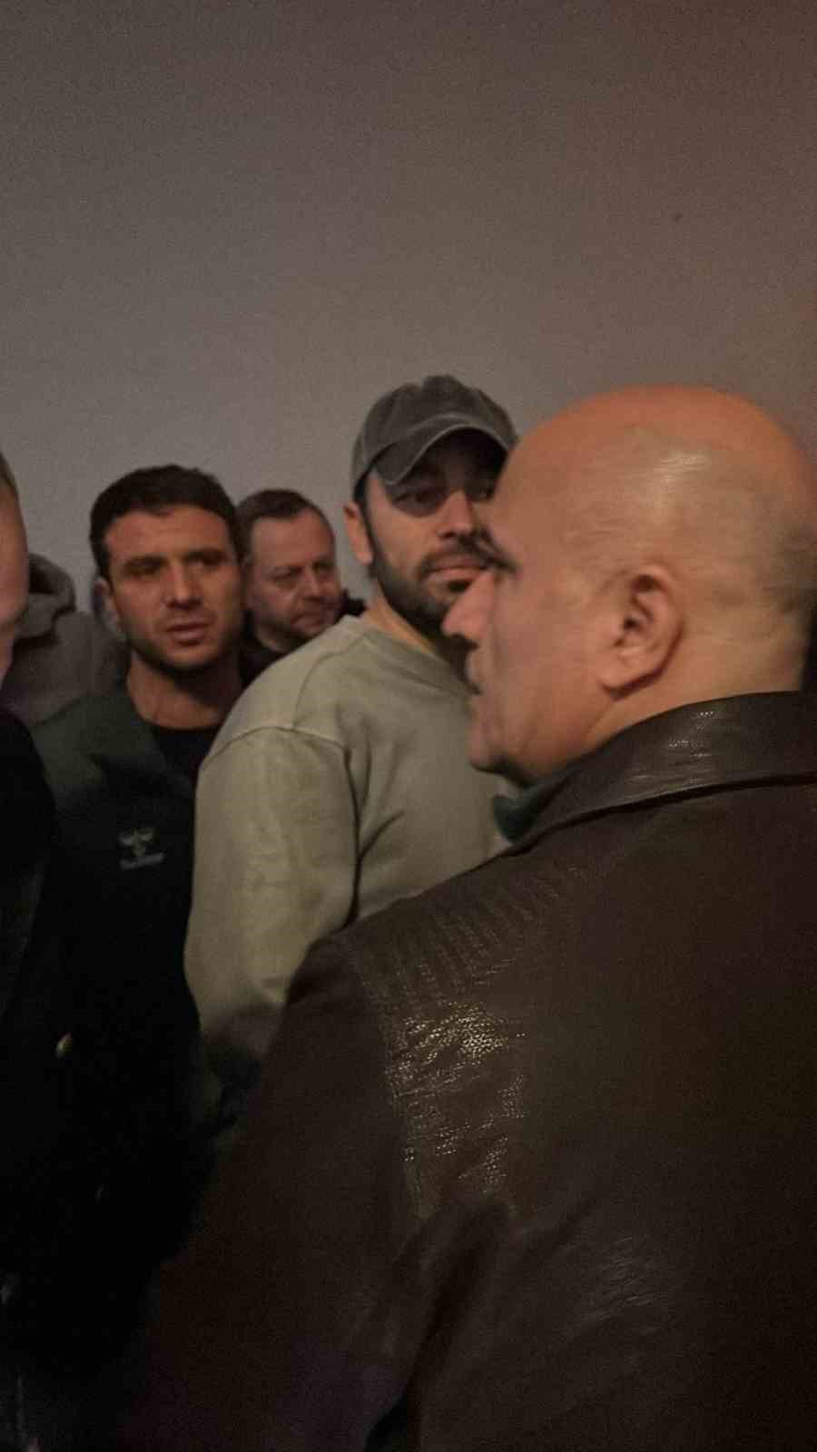 selcuk inan ve baskan recep durul hastaneye kostu 9 NVU1q13O