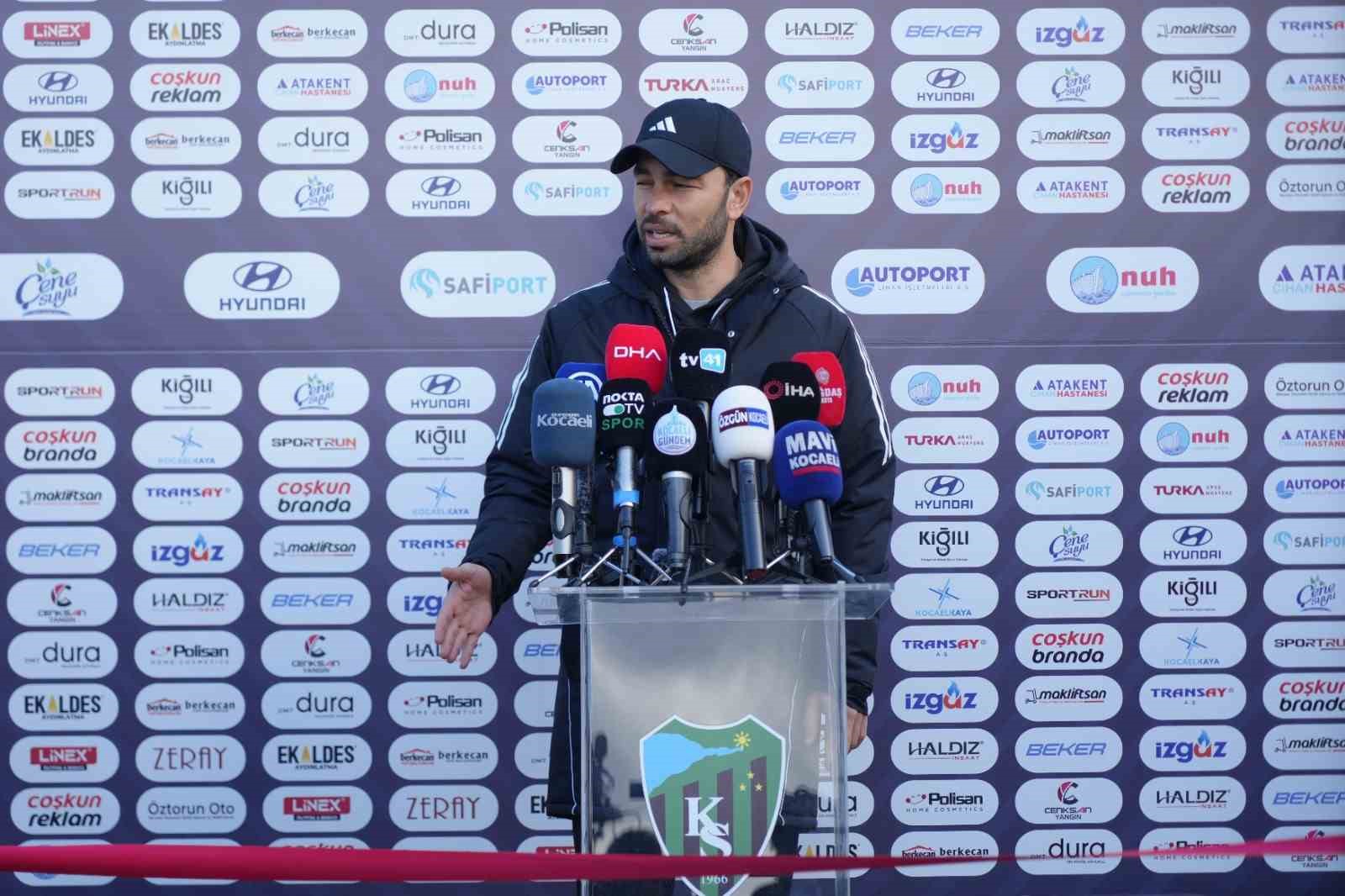 Selçuk İnan: "Yeni oyuncuları getirmek zaten kolay değildi" 6 selcuk inan yeni oyunculari getirmek zaten kolay degildi 2 UmVaVYHX