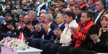 selcuk-universitesinde-akademik-yil-bakan-yerlikayanin-katilimiyla-acildi-lEnJNqtw.jpg