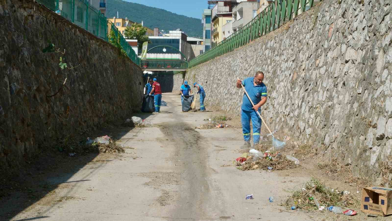 selcukbey kanalinda kapsamli temizlik 3 lg2qqBBG