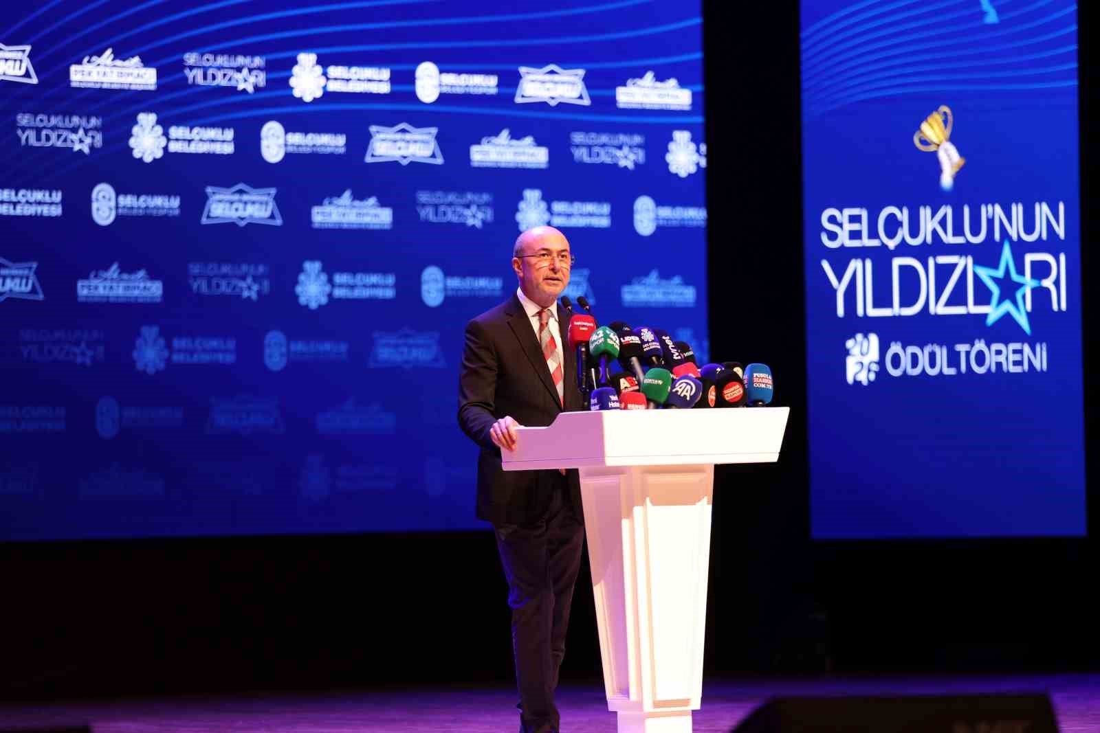 selcuklunun yildizlari odullendirildi 4 EIIGI5cN