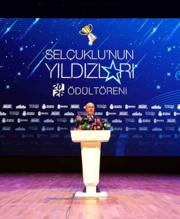 selcuklunun-yildizlari-odullendirildi-xtJpauq2.jpg