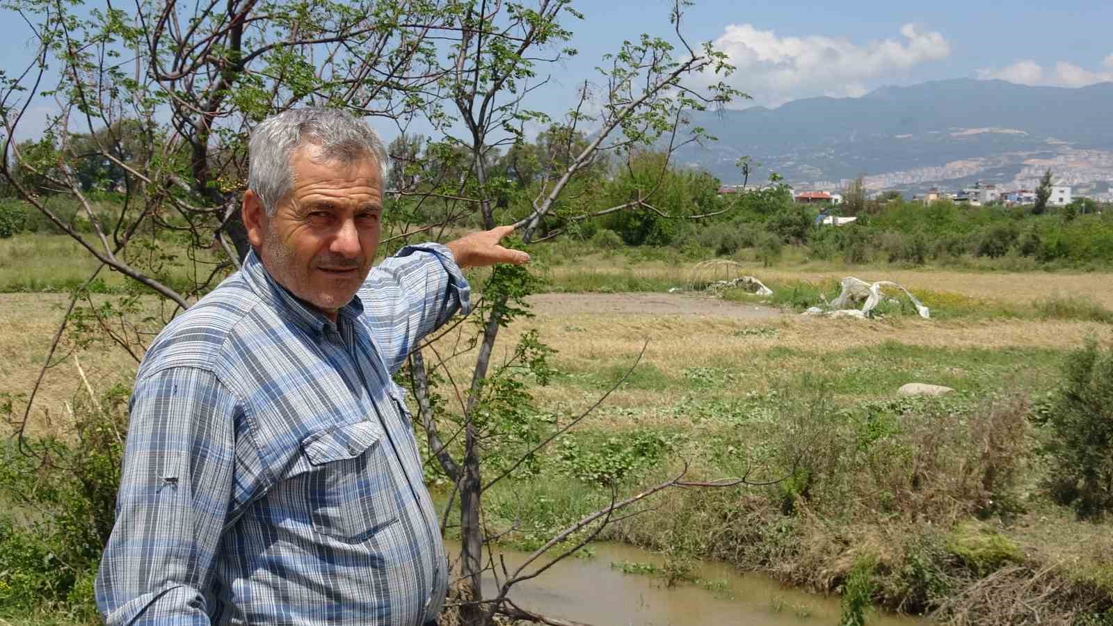 selde akintiya kapilarak hayatini kaybeden adamin sular altindaki evi goruntulendi 6 UXd3sAr4