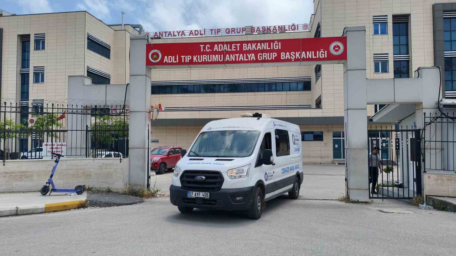 selektor yapma nedeniyle cikan tartismada oldurulen 3 kisinin cenazeleri teslim alindi 7 4riehpPw