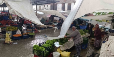 selendide-lodos-ve-saganak-hayati-felc-etti-Gzhn3lgM.jpg