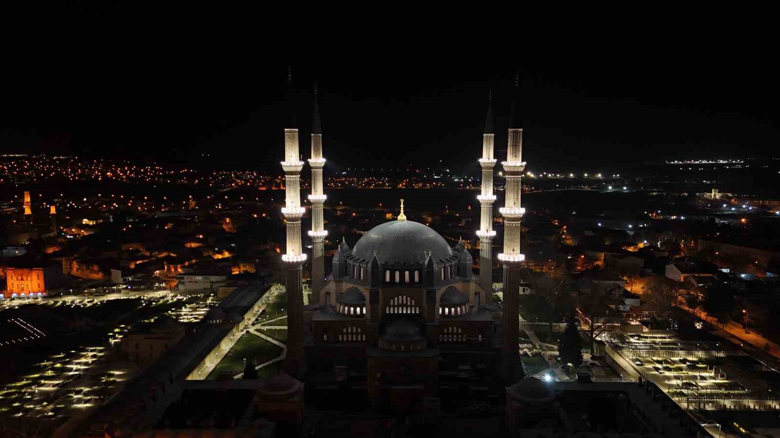 selimiye camiinin isiklari yillar sonra yeniden yandi 1 6EE3fiLk