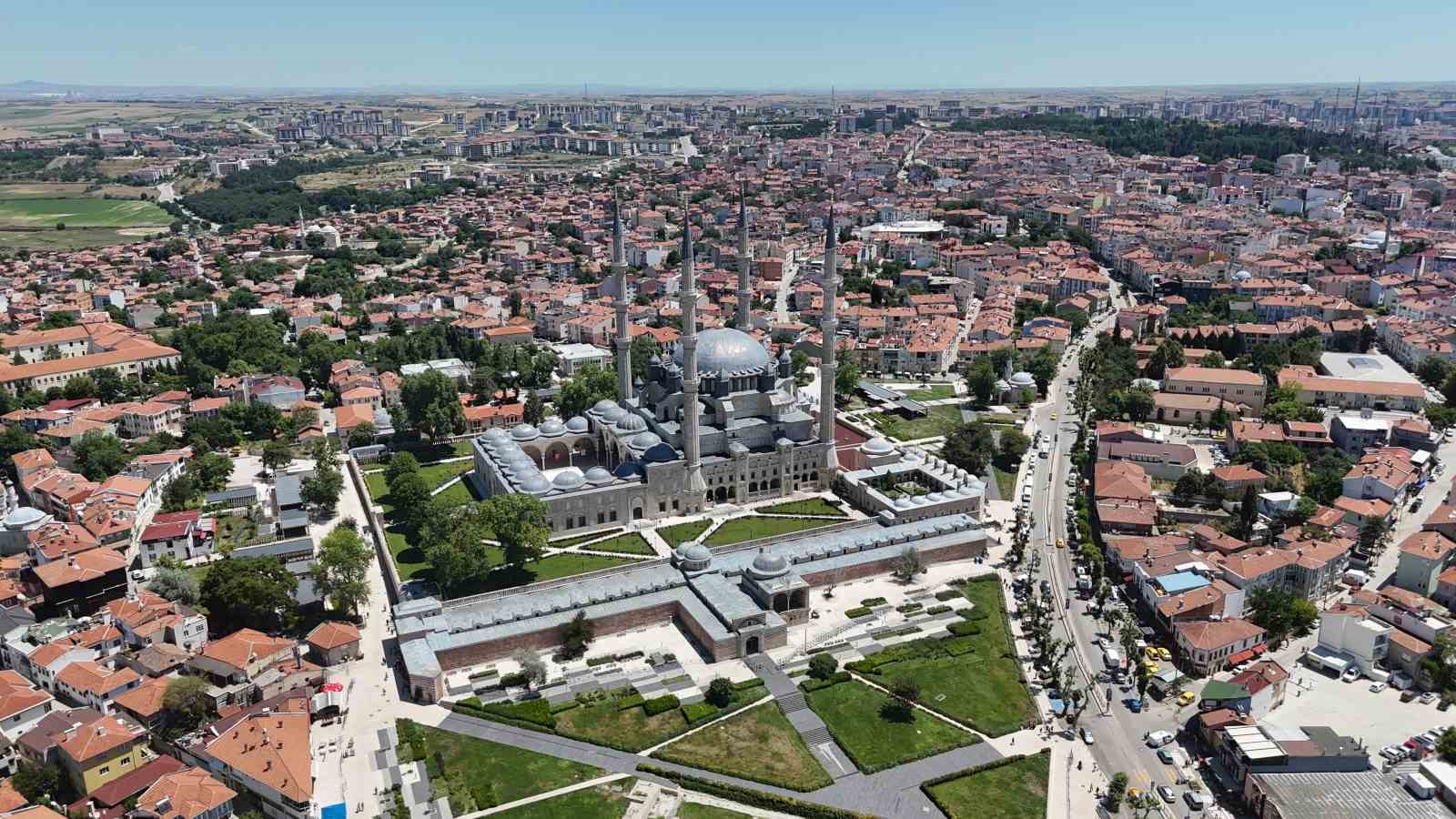 selimiyede tarihi gun cumhurbaskani erdogana edirnede buyuk sevgi seli 0 GY9YTs5q