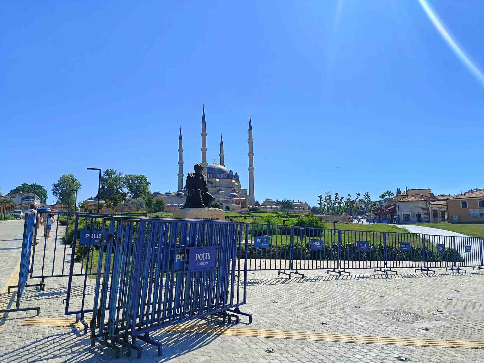 selimiyede tarihi gun cumhurbaskani erdogana edirnede buyuk sevgi seli 6