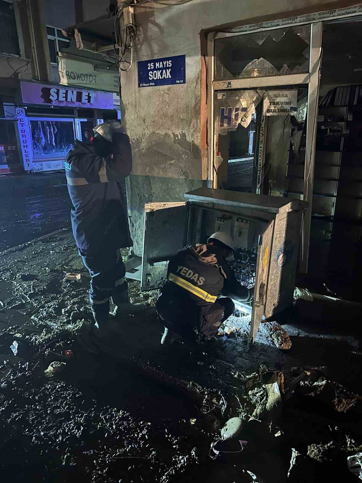 selin vurdugu havzada elektrik dagitim sirketinin calismalari kesintisiz devam ediyor 2 IJKwnK6s