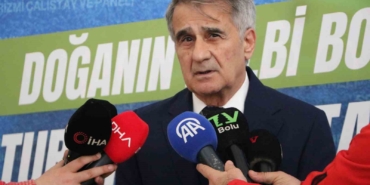 senol-gunes-milli-takimin-ceyrek-finale-kadar-rahat-gelebilecek-bir-goruntusu-var-uXLK8jtR.jpg