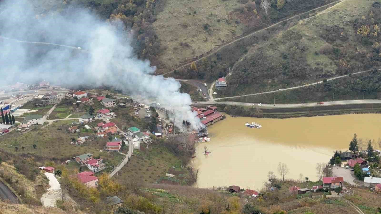 Sera Gölü’ndeki turistik işletmede yangın 8 sera golundeki turistik isletmede yangin 4 Pg6myRbz